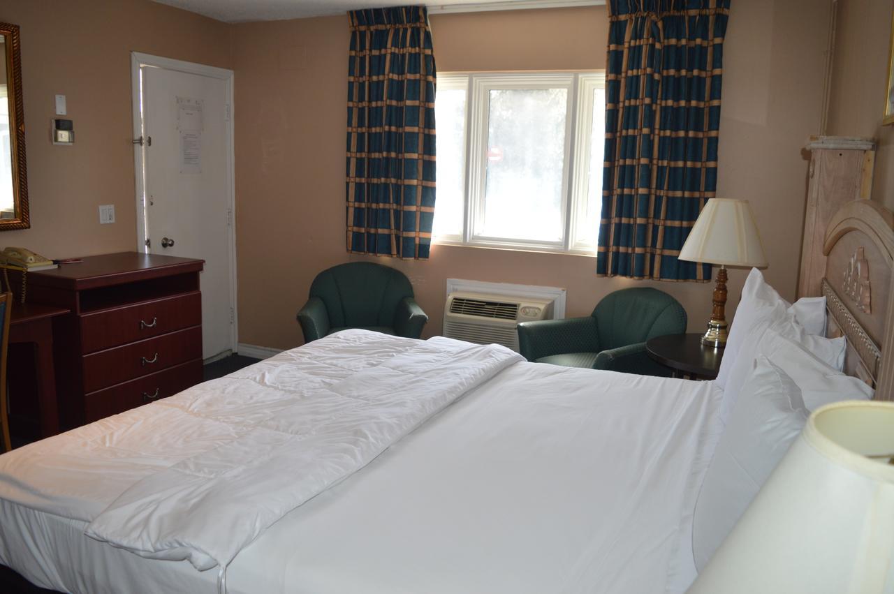 Parkview Motel Guelph Exterior photo